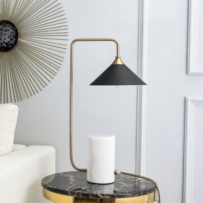 China Modern living room interior decorative minimalist style America designed European 3D bedside table ligting lamp for sale