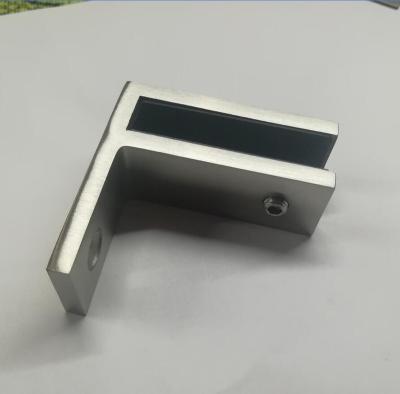 China High Quality Glass To Wall 90 Degree Corner Clamp For 12mm Thick Glass 70*70*28MM for sale