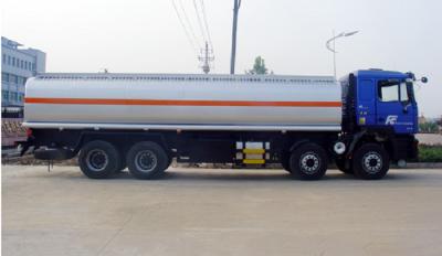 China Left Hand Driving Fuel Tanker Truck SINOTRUK 8 * 4  For chemical liquid transport for sale