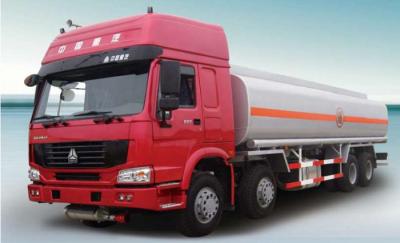 China 8 * 4  Fuel Tanker Truck diesel engine With ZF8098 Steering System for sale