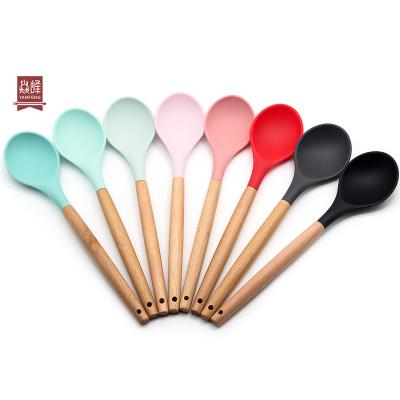 China OEM Color Food Grade Sustainable Kitchen Silicone Durable Single Serving Spoon With Beech Handle zu verkaufen