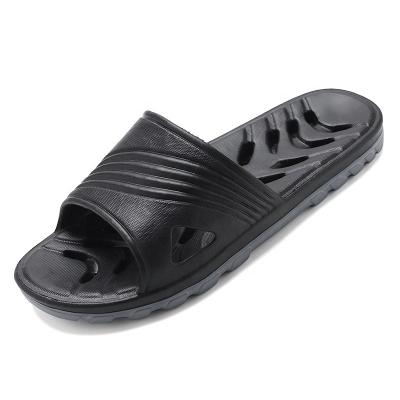 China Lightweight QY SHOES 2021Beach bathroom walking men clogs flat wholesale women clogs large size sandal slippers men Eva slippers sandals for sale