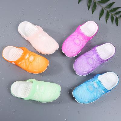 China 2020 Massage Women's Jelly Sandals Beach Hole Shoes Garden Casual Clogs for sale