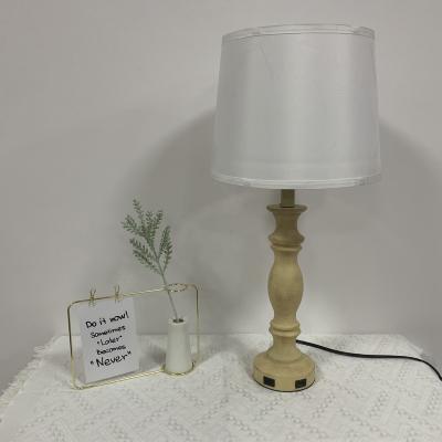 China Modern home hotel living room decor resin resin material European rechargeable table light vintage usb bedside table lamp for sale