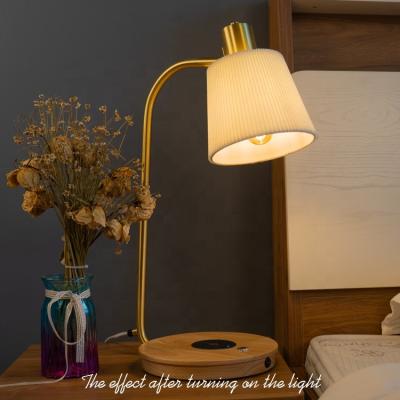 China High Quality Wooden Bedroom Wooden Low Bedside Hotel Table Lamp Wireless Fill Table Lamp for sale