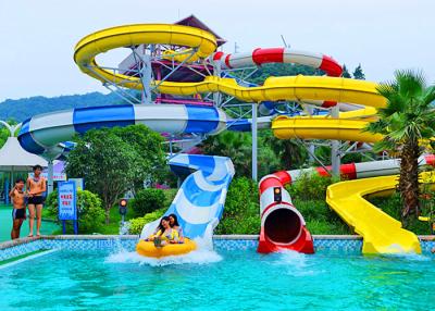 China Adult Construction Spiral Swimming Pool Slide Theme Park Water Slide 90 KW Power for sale