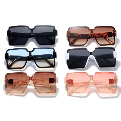 China Fashion Sunglasses KADIMA Eyewear 98060 Style New Big Frame One-Piece Box Retro Sun Glasses Casual Sun Glasses for sale