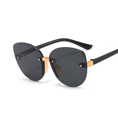 China New Fashion Eyewear 12006 KADIMA Fashion Sunglasses Cat-Eye Frameless Sunglasses Outdoor UV400 Sunglasses for sale