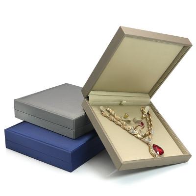 China Custom Jewelry Box PU Leather Box Ring Earring Necklace Set Jewlery Jewelry Packaging Box Large Luxury for sale