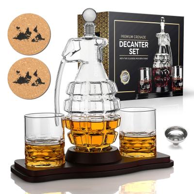 China Modern Luxury Accept Set Without Crystal Glass Whiskey Bottle Whiskey Decanter Set Handmade Luxurious Whiskey Decanter Set for sale