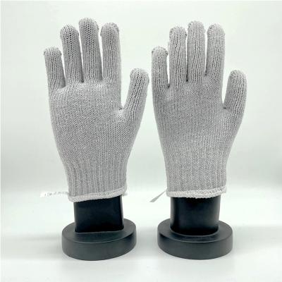 China Anti Slip Most Popular Warehouse 70g Anti Cut Knit Nature Cotton Working Gloves for sale