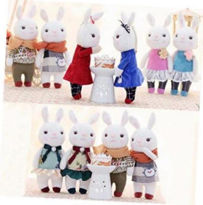 Chine Tiramitu a bourré le lapin Keychain, rétro lapin Keychain de peluche de robe florale d'usage à vendre