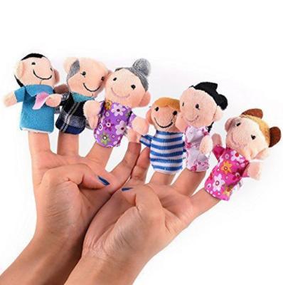 China Handcraft PV Plush Finger Puppets With Mansa 10 Animals And 6 People Family for sale