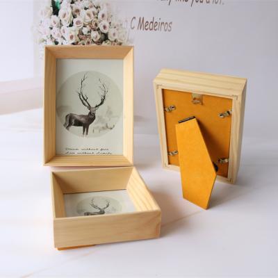 China 4x4 Picture Frame Eco - Friendly Factory Direct Luxury Wood Mount Picture Frame Classic Carved Wood Picture Frame for sale