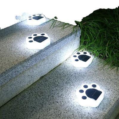 China Paw Print Solar Wall Steps Bear Claw Footprint LED Light Residential Solar Outdoor Garden Animal Decoration Lamp for sale