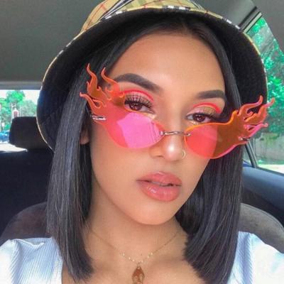 China 2021 Unique Eyewear Women Rimless Sun Shade Cat Eye Rimless PC Sun Glass UV400 Rimless Fashion Fire Flame Design Cat Eye Sunglasses for sale