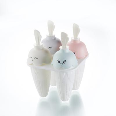 China Reusable Food Grade Corn Shape Plastic Cute Sustainable Ice Cream Mold DIY Ice Cream Molds Stick For Party for sale