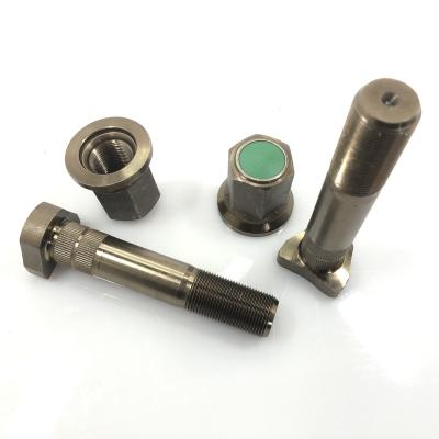 China Truck Accessories Wholesale Truck Spare Parts Professional Heavy Duty Truck Rear Tire Bolts for sale