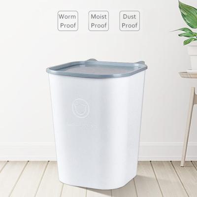 China Ooopspet Wholesale High Quality Viable Plant 6kg PP Plastic Moisture And Insect Proof Pet Food Storage Bins for sale