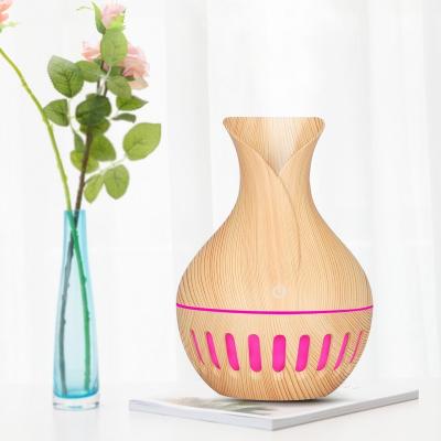 China Hotel New Technology b2b Marketplace 7 Colors Diffuser Lamp Wood Grain Air Mini Humidifier for sale