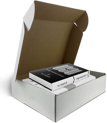 China Recycled Materials Matte Finished White Cardboard Mailer Box For Shipping for sale