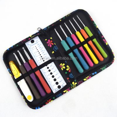 China Newest Ergonomic Cloth Crochet Hook Set 33pcs Craft Case Crochet Hook Needle Knitting Set for sale