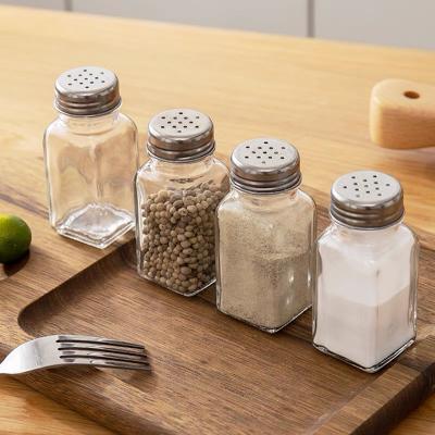 China Viable Wholesale 4oz Food Grade Glass Seasoning Bottle For Kitchen Spice Glass Jar With Lid for sale