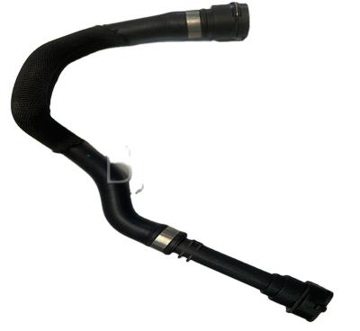 China OEM 8641078 Manufacturers Hot Sale Car Cooling System Auto Radiator Heater Hose FOR VOLVO for sale