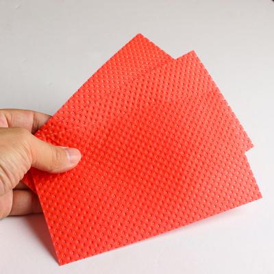 China Disposable Fruit Damper Packing Soaker Moisture Absorbing Pad For Fresh Vegetable Fruit Tray for sale