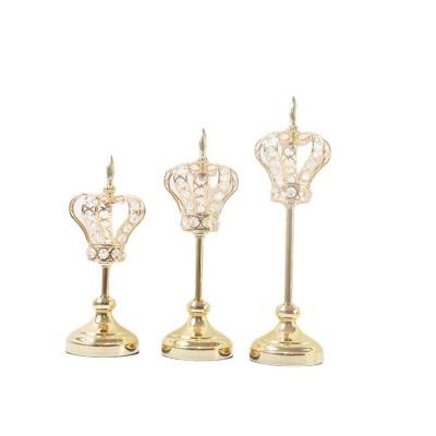 China Gold Durable Modern Lightweight Metal Centerpieces Table Shape Crown Art Crystal Candle Holders for sale