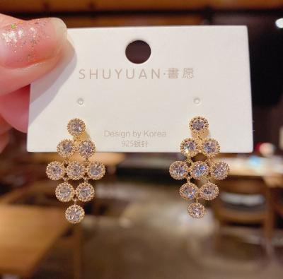 China 2021 American Women's Fashion Trendy Stud Earrings S925 Silver Best Quality TRENDY Gold Diamond Earring New Latest for sale