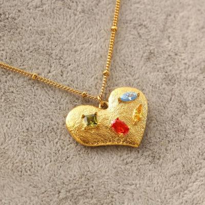 China Vintage Necklace Woman 18k Real Gold Plated Heart Summer Fashionable Diamond Charms Necklaces For Women 2022 Trendy for sale