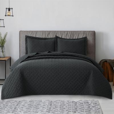 China Simple luxury imported home quilt set style bedspread waterproof American traditional queen size bed cover for sale for sale