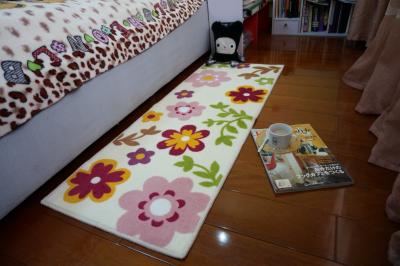 China Water absorption acrylic printed kitchen mat , Non-Skid washable floor mats for sale