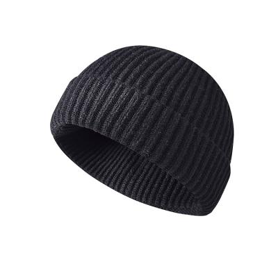 China Wholesale COMMON Core Logo Design Street Fashion Wear Unisex Unisex Custom Yarn Knitted Solid Color Men's Beanie Cap Warm Thick Winter Hat for sale