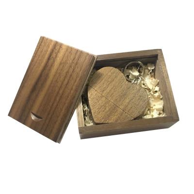 China Custom Flash Drives 32Gb USB Flash Drives Wooden Heart USB Flash Drive 3.0 for sale