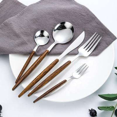 China 2020 Sustainable New Stainless Steel Dinnerware Set Travel Cutlery Set Plastic Handle With Case Imitated Handle Wooden Flatware 5pcs/set for sale