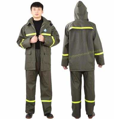 China 2021 Hot Selling 100% Good Quality /Windproof/Eco-friendly/Durable/Soft Increasing Motorcycle Adults PVC Raincoat High Working Visibility Safety Rainsuit With Reflective Strip for sale