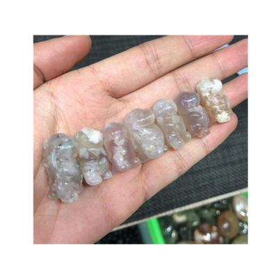 China Europe new arrived wholesale natural quartz crystal crafts healing cherry agate stone dinosaur for sale for sale