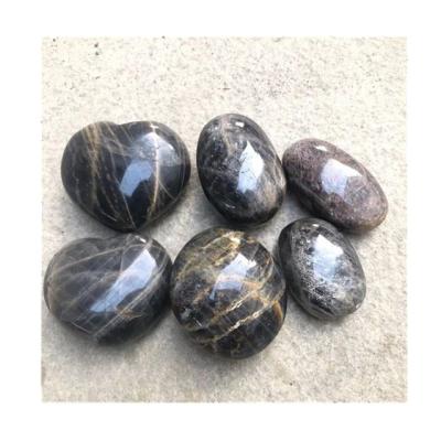 China Wholesale Black Crystal Moonstone Healing Europe Quartz Palm Stone Heart Crystals Decor For Home for sale