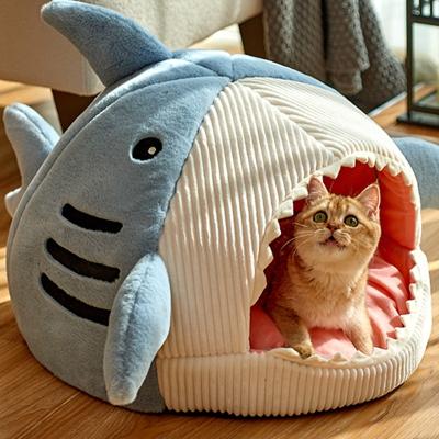 China 2021 New Sustainable Creative Comfortable Warm Cute Partially Enclosed Dog Faux Fur Cat Bed House Pet Supplies for sale