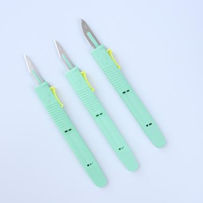 China Easy Carry Disposable Sterile Scalpel With Retractable Carbon Steel Blade for sale