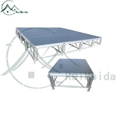 China Hot Product of Adjustable Legs Quickly Install Instant Catwalk Truss Stage Booth Platform for sale