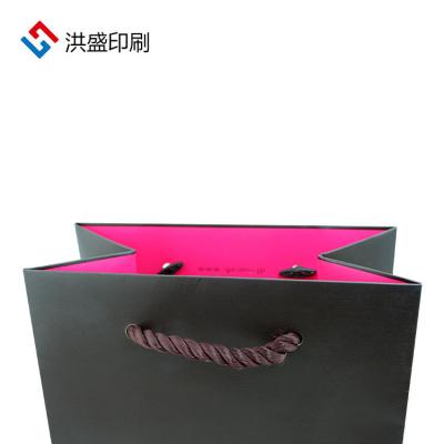 China Recyclable Custom Printing Kraft Paper Eco - Friendly Packaging Bags Gift Shopping Bag With Handle for sale