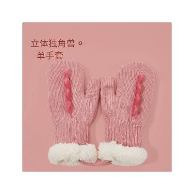 China Animal Keep Warm Pink Blue Animal Winter Kids Fashion Cotton Knitted Gloves for sale