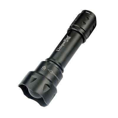 China XML Telescopic Focusing Light 1200lm 3-Mode LED Zoom Flashlight White for sale