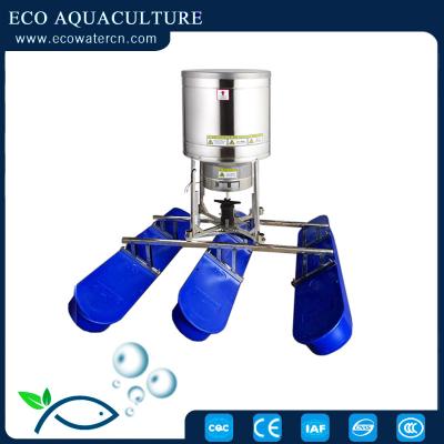 China SS /Plastic ECO solar fish pond feeder for tilapia farming automatic fish feeder in aquaculture for sale