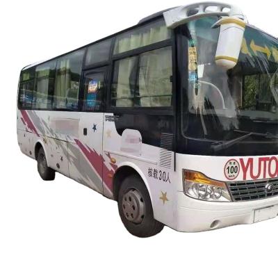 China 2015 Year Used Yutong Bus For Hot Sale With 30 Seats Left Hand Drive 4 - 6L for sale