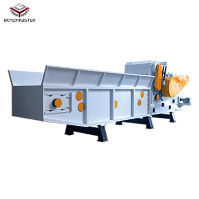 China Chipping wooden logs or wooden branches chipper albasia forest mobile industrial wood chipper for sale