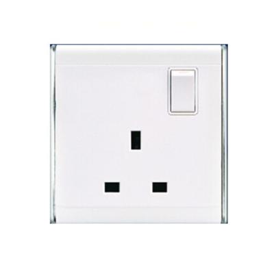 China PC+JUNON Modern Design Switch Copper Socket 13A Three Pin Electrical British Wall Socket With Switch for sale